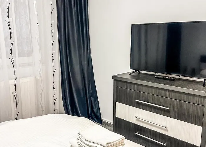 Tony كونستانتا